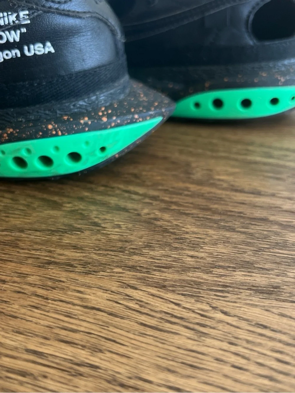 Nike x Off-White blazer low Black Sneakers with Neon Green Laces